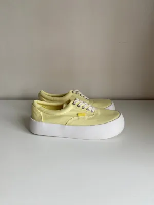 Chunky Sole Canvas Sneakers - Butter