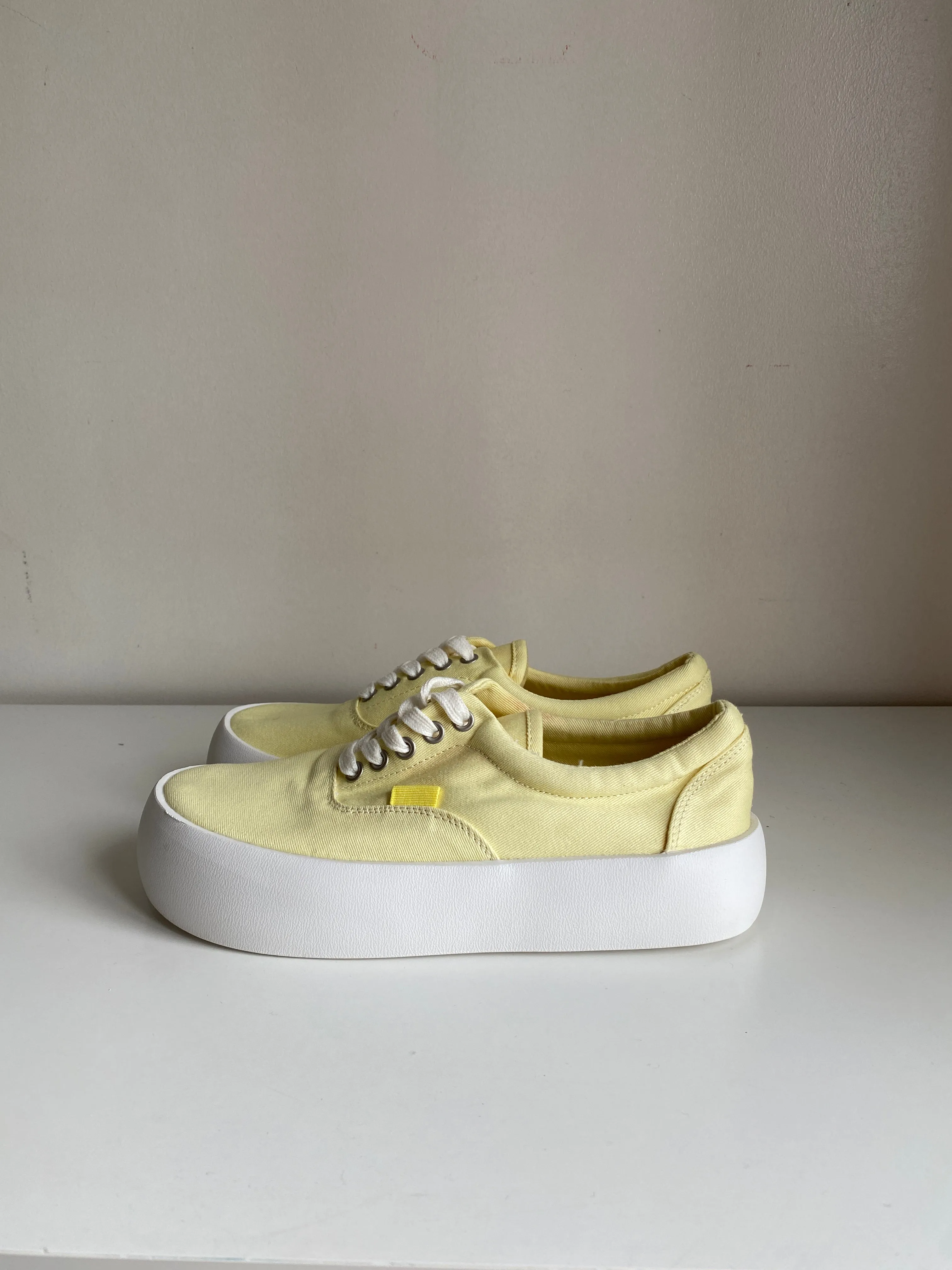 Chunky Sole Canvas Sneakers - Butter