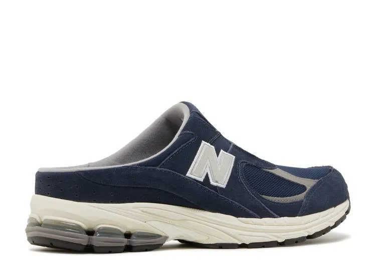 New Balance 2002R MULE 'NAVY MARBLEHEAD' sneakers, navi