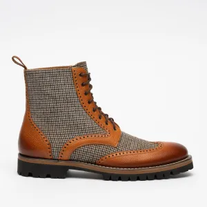 The Holt Boot in Honey  (Last Chance, Final Sale)