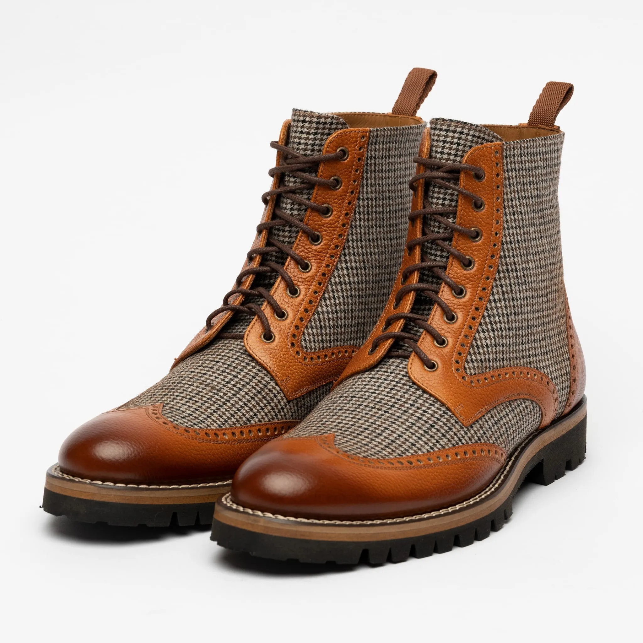 The Holt Boot in Honey  (Last Chance, Final Sale)